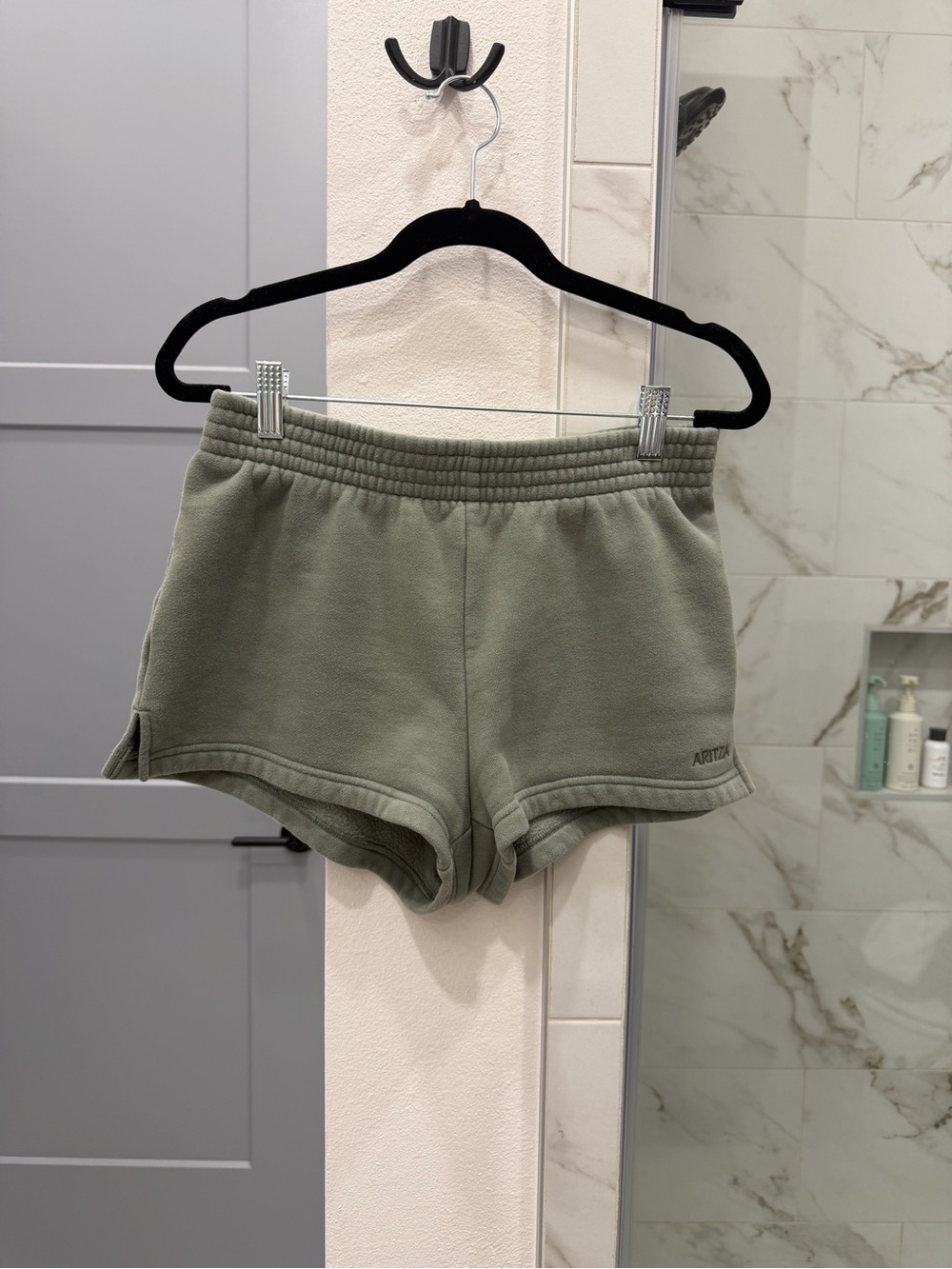Aritzia Sweatfleece Short